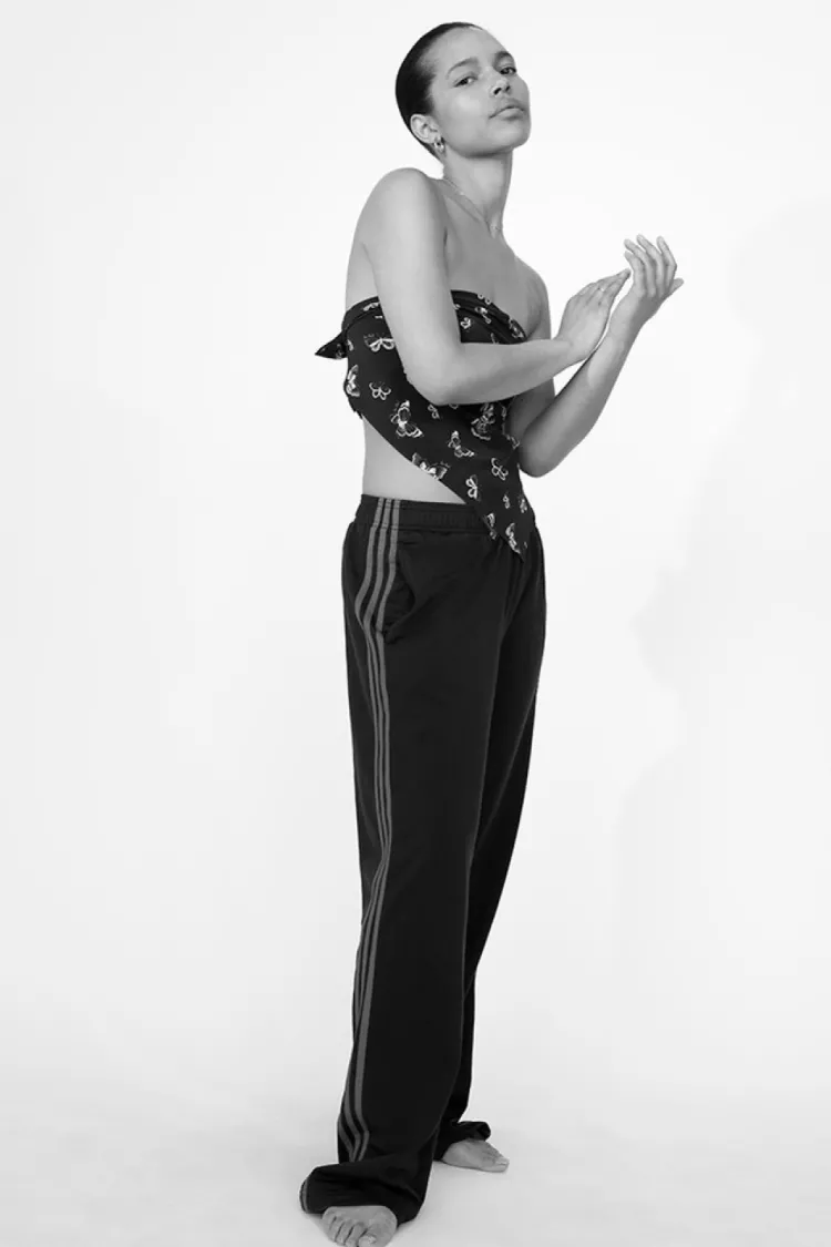 Women Réalisation Par Handkerchief - Navy Butterfly