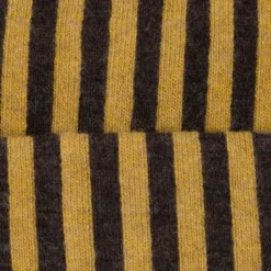 Women Réalisation Par Real Beanie - Honeybee