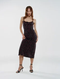 Women Réalisation Par The Alba - Rosalita