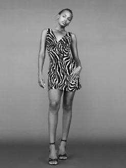 Women Réalisation Par The Isabelli - Animal