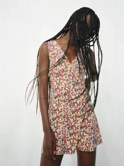 Women Réalisation Par The Isabelli - Heaven