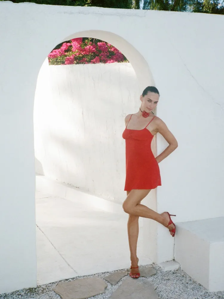 Women Réalisation Par The Lilou - Real Red