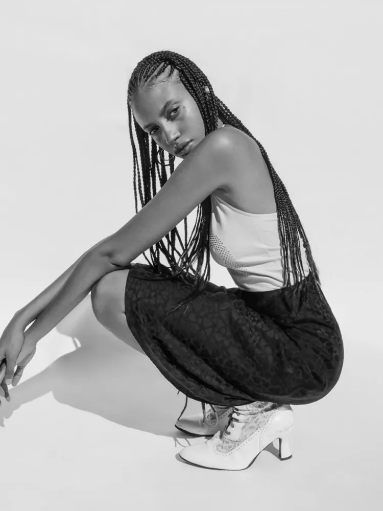 Women Réalisation Par The Naomi - Romance