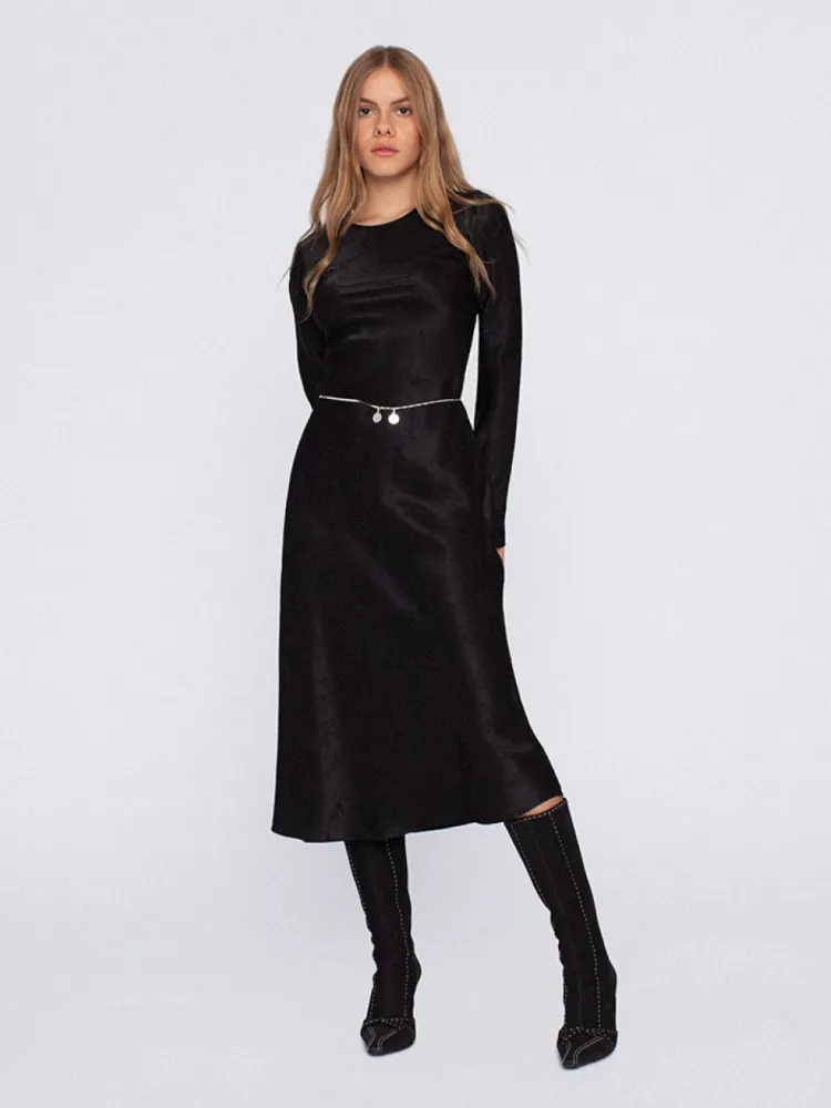 Women Réalisation Par The Owens - Voodoo