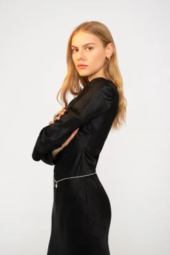 Women Réalisation Par The Owens - Voodoo