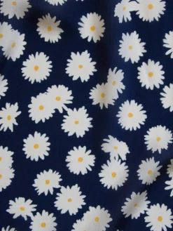 Women Réalisation Par The Valentina - Daisy