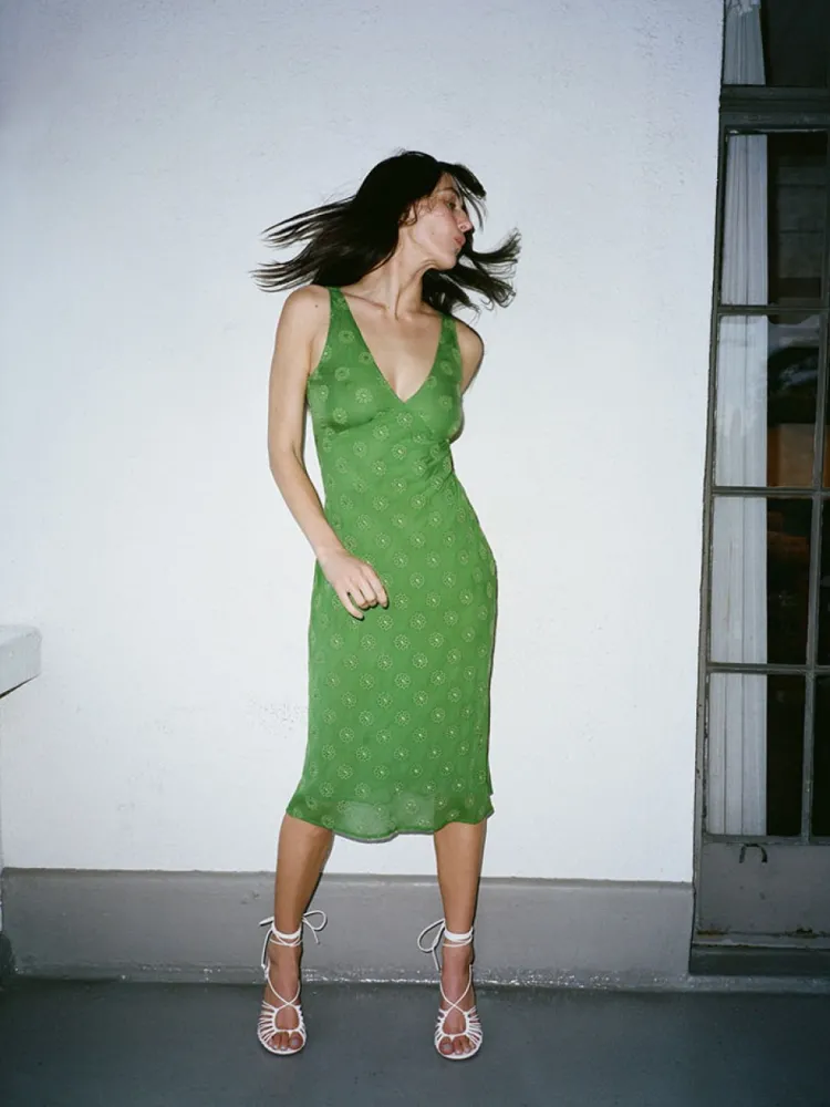 Women Réalisation Par The Yasmin - Moss Broderie